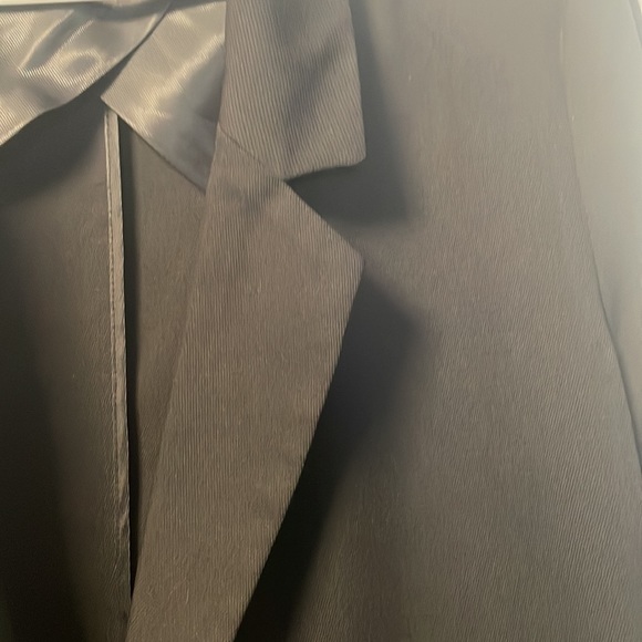 Fun and professional blazer - Picture 5 of 7